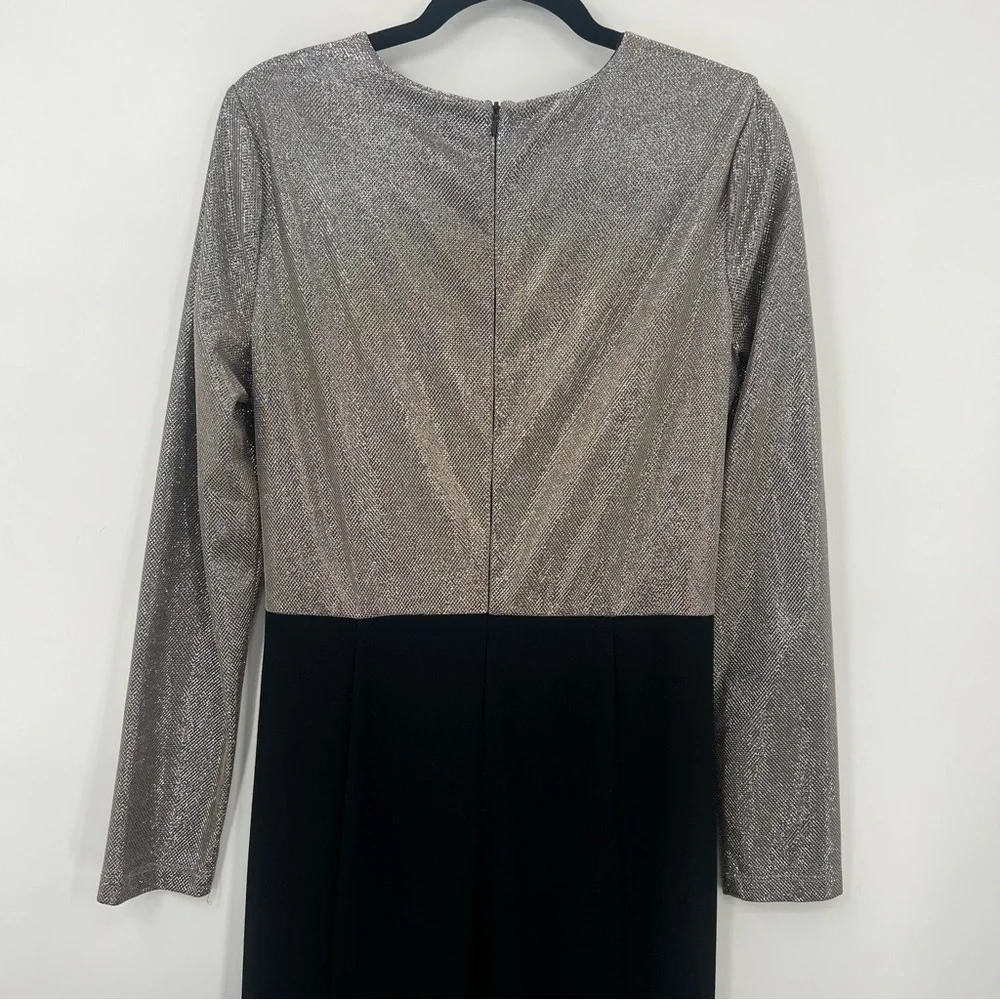 Black Halo Angie Flared Leg Jumpsuit Cutout Metallic Silver Bodice Romper 12 - Picture 6 of 17